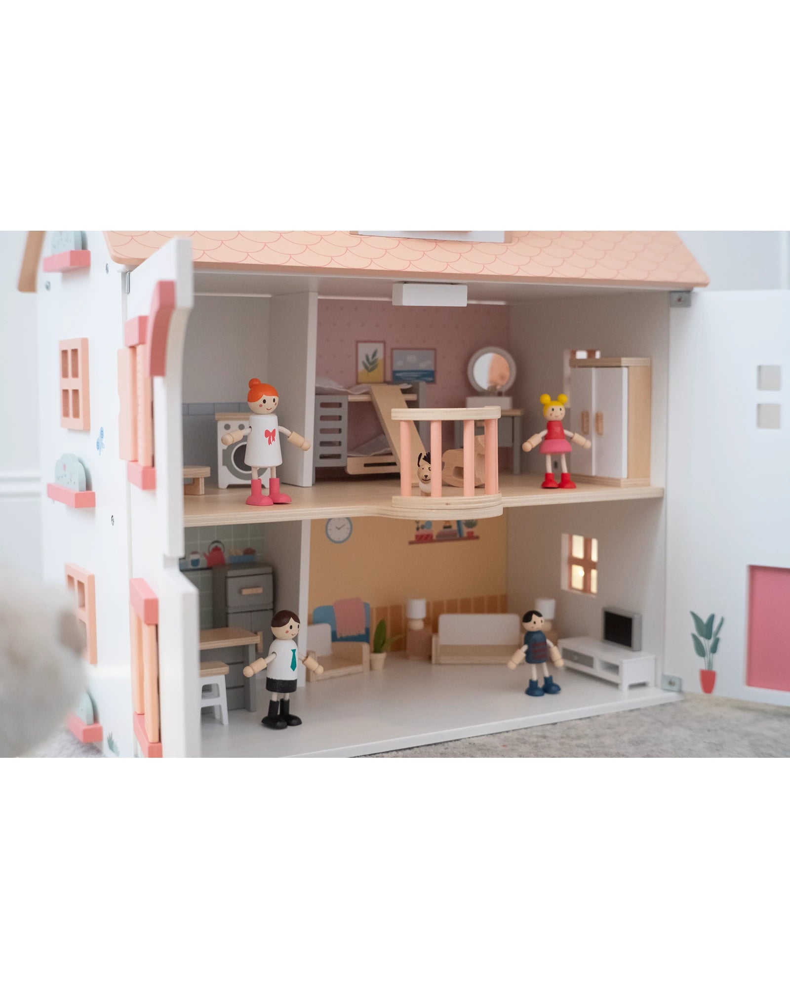 Doll House Happy Family 5 Piece
