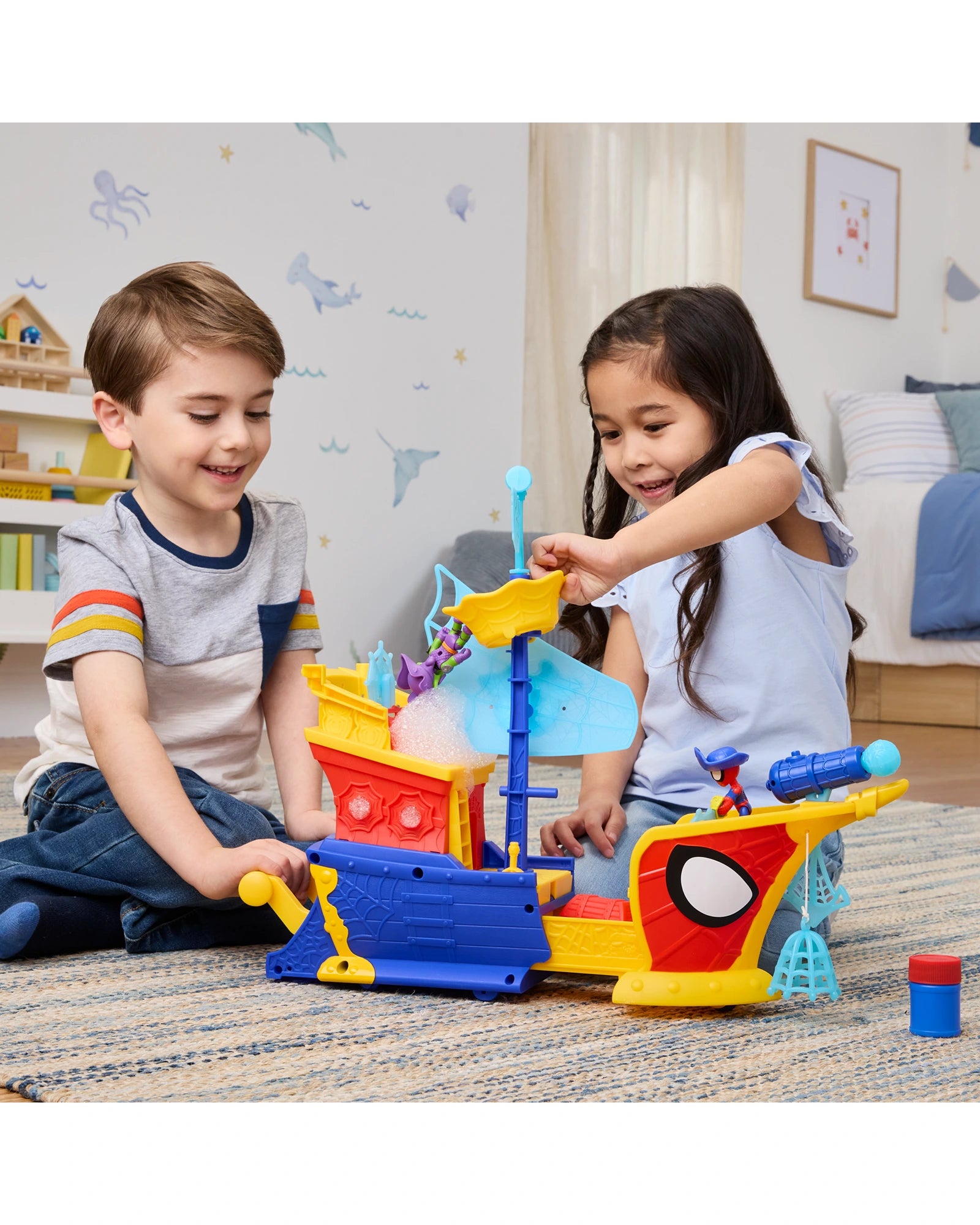 Spidey and Friends Webs Ahoy Bubble Ship