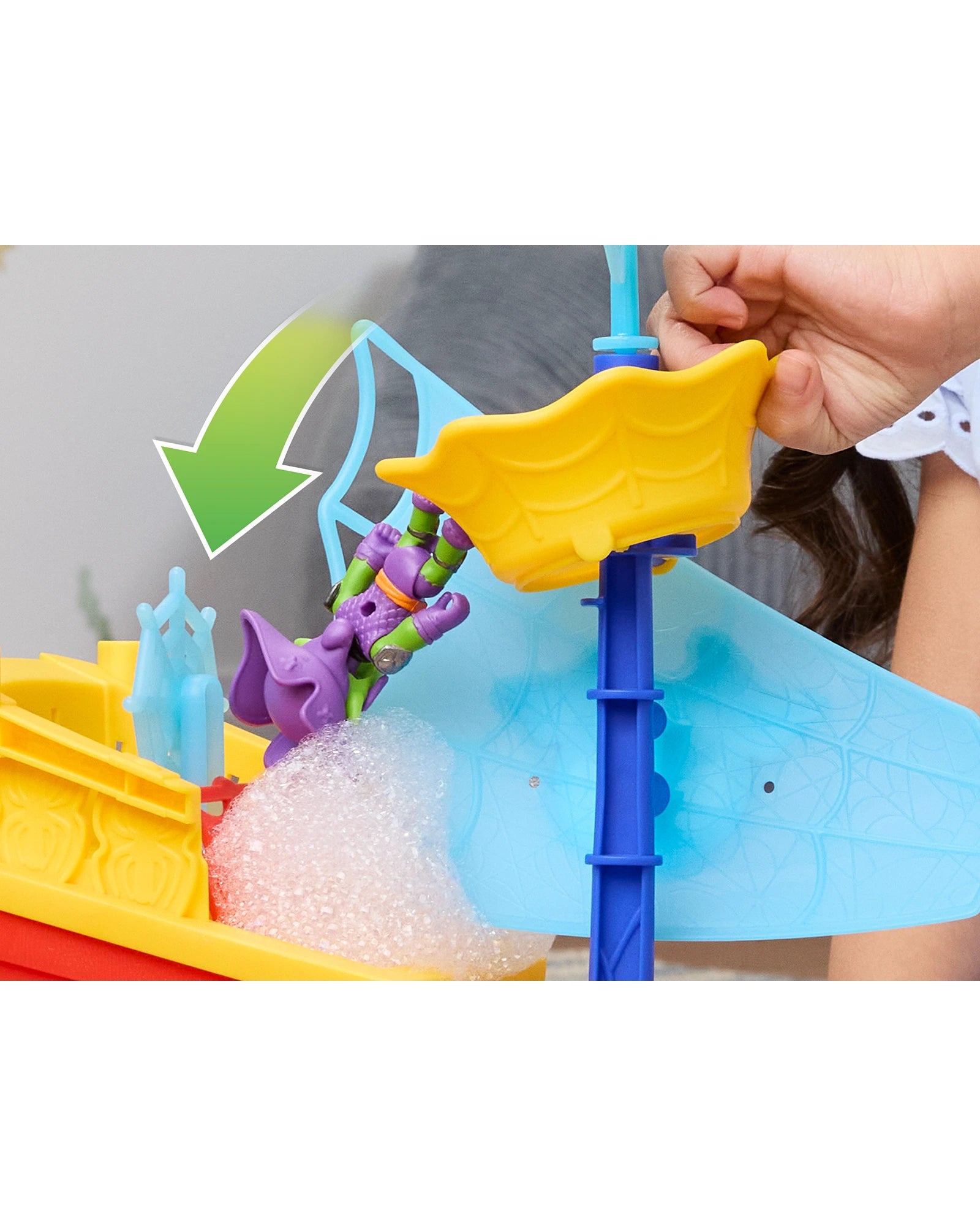 Spidey and Friends Webs Ahoy Bubble Ship