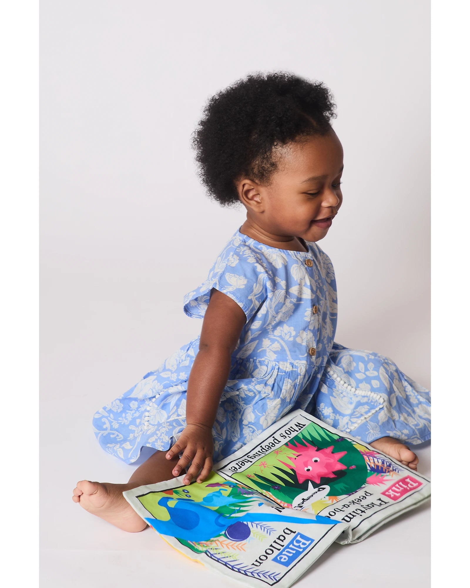 Jo & NicS Crinkly Cloth Books - Rainbow Dinosaurs