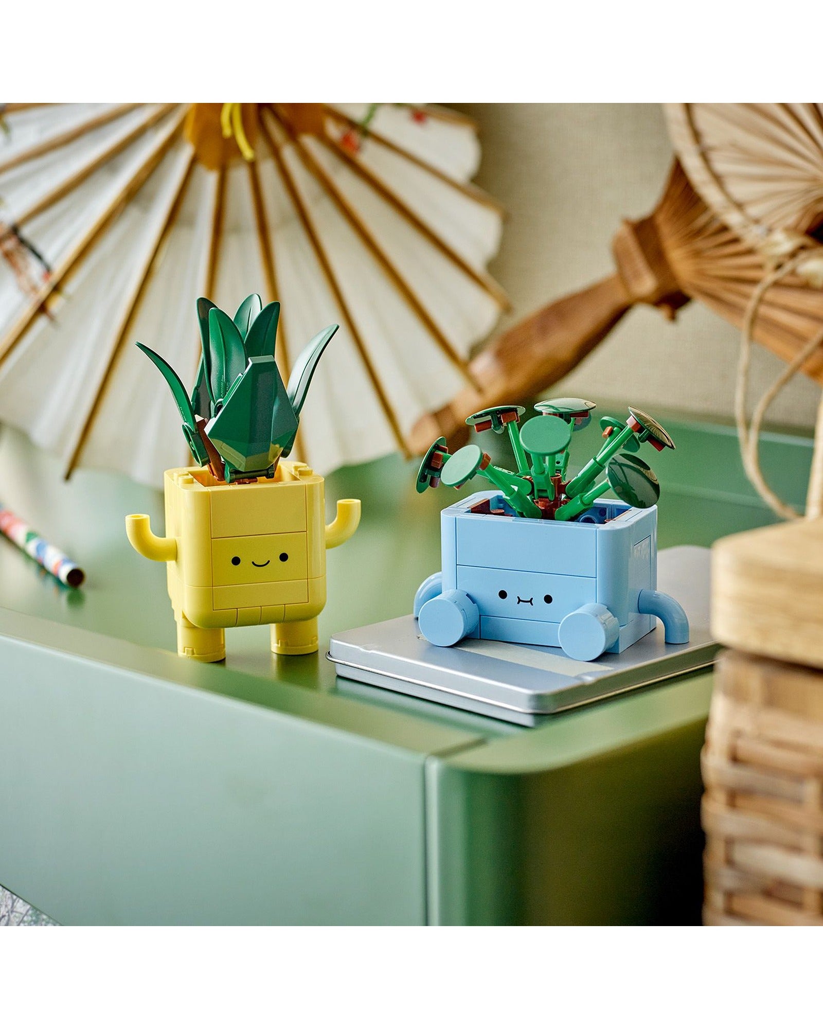 10349 Happy Plants