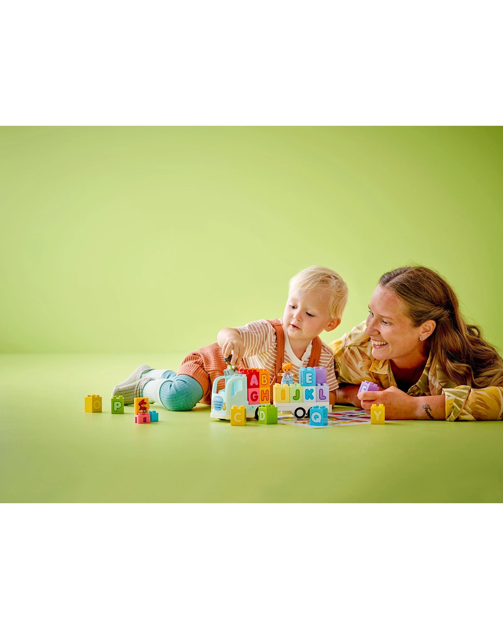 10421 Alphabet Truck