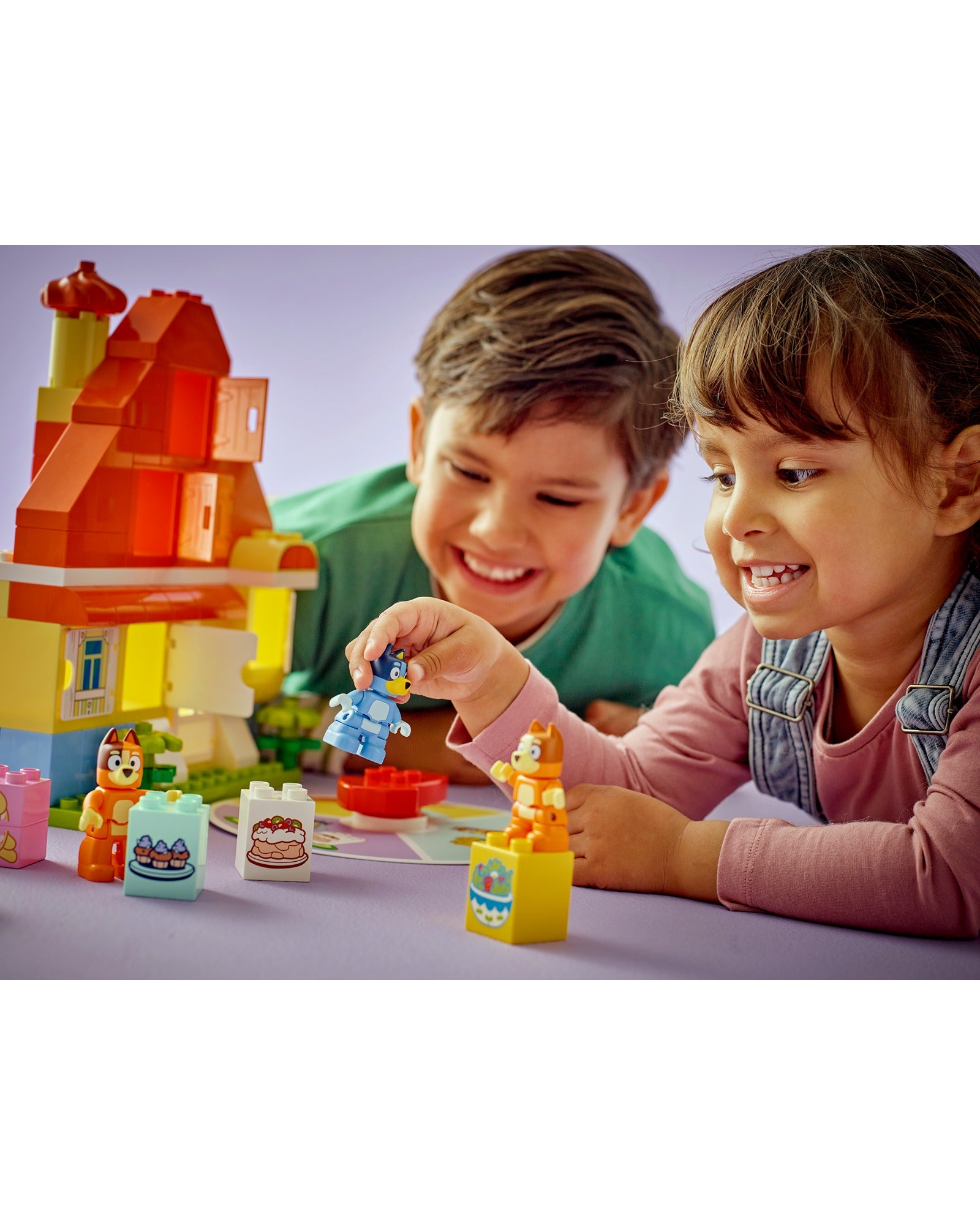 10459 Bluey's Family House with Memory Game