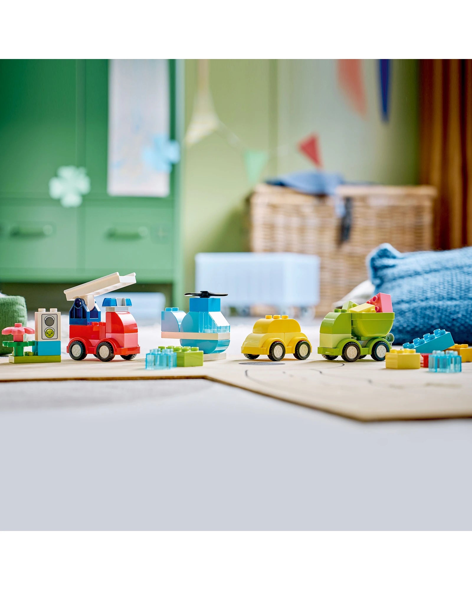 10474 Creative Vehicles