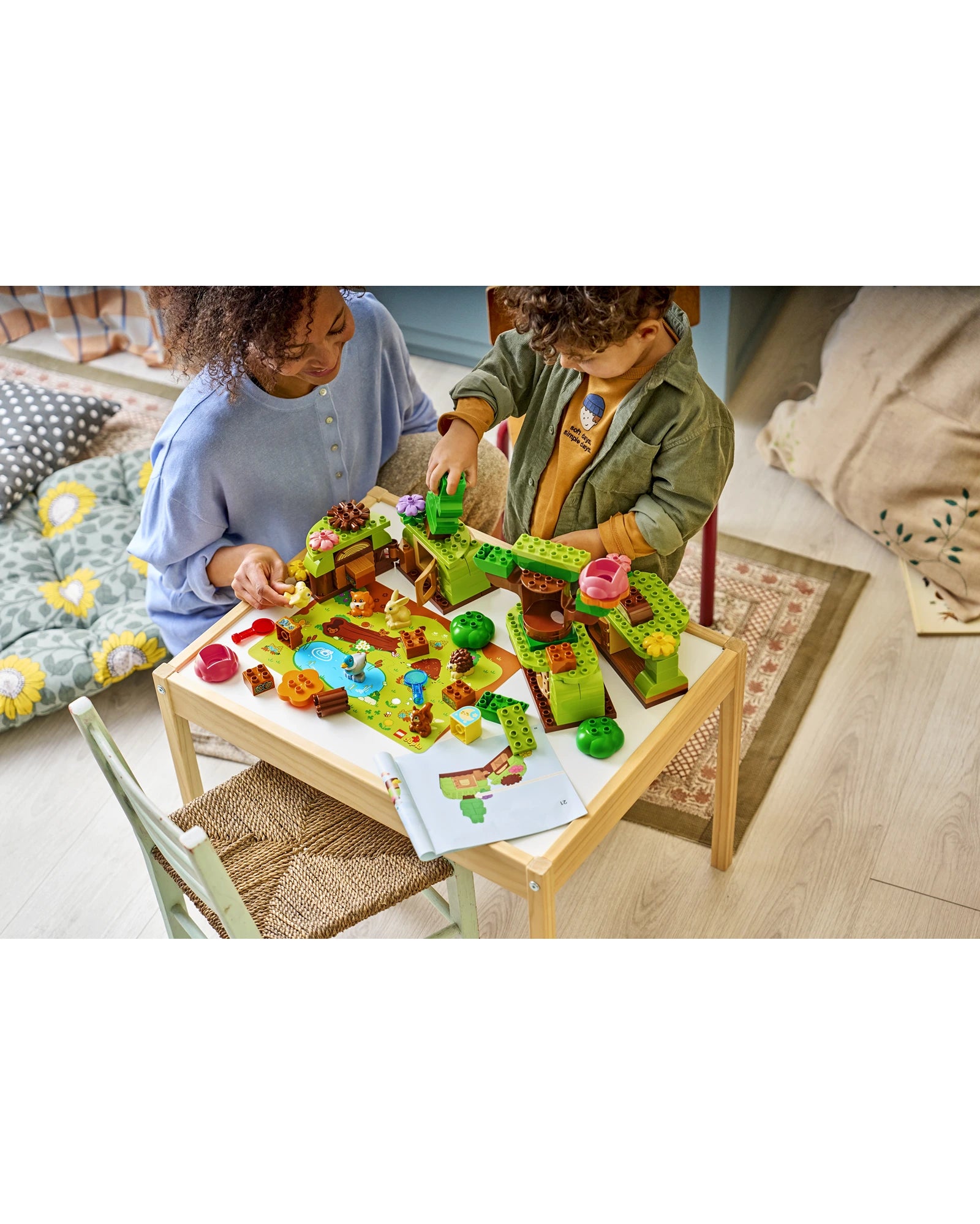 10480 Discovery Forest with Wild Animals