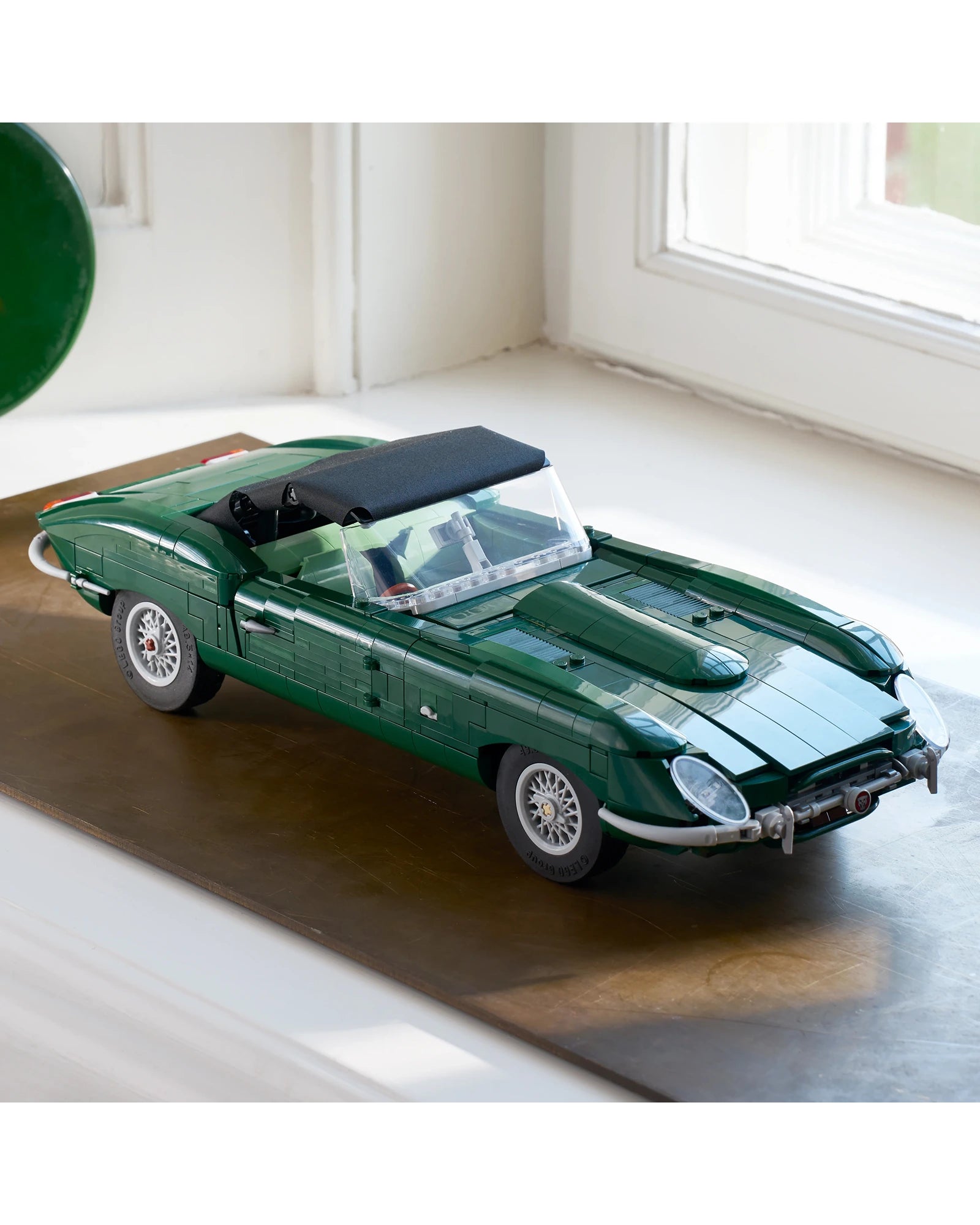 11381 Jaguar E-Type