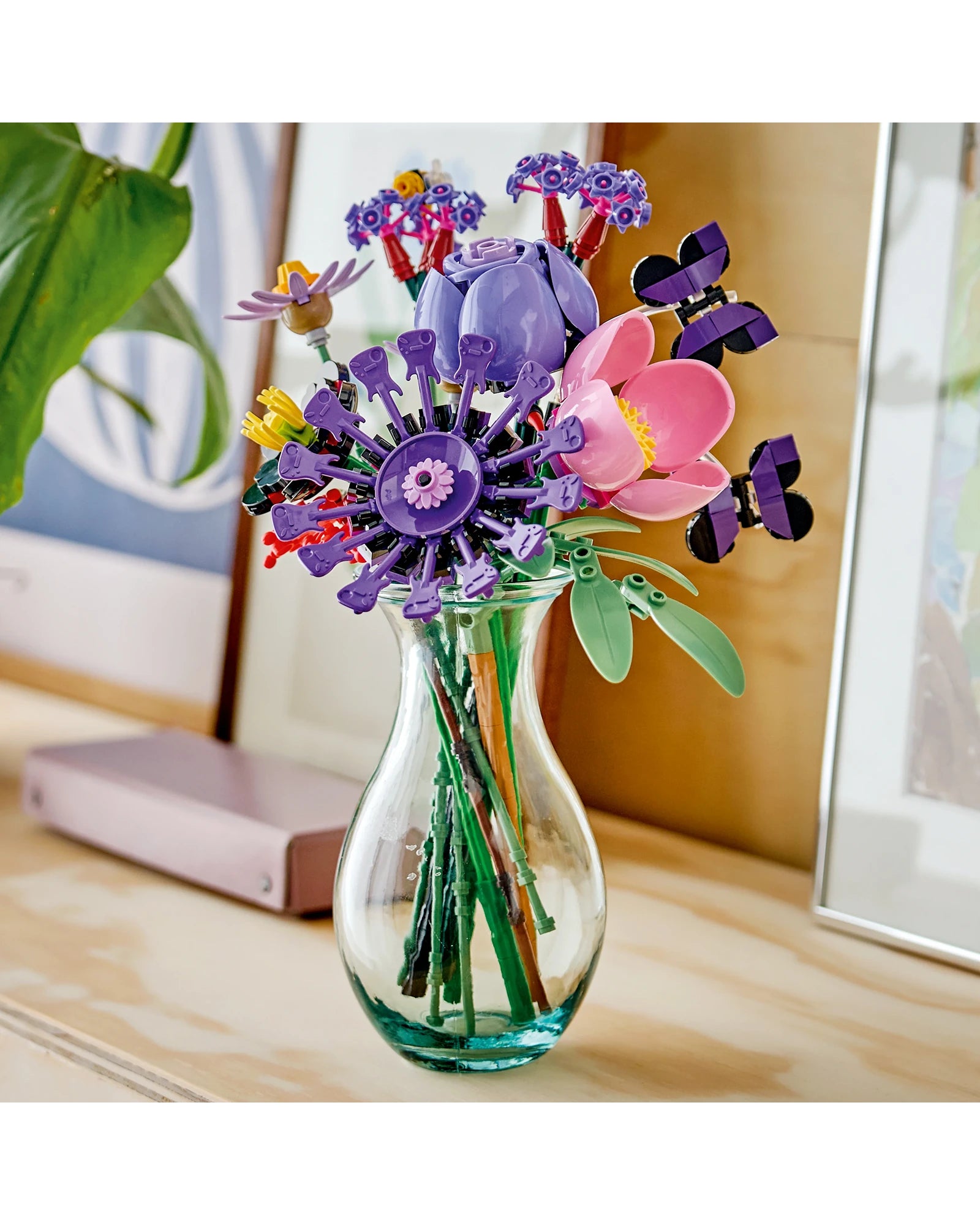 11507 Olivia Rodrigo's Flower Bouquet