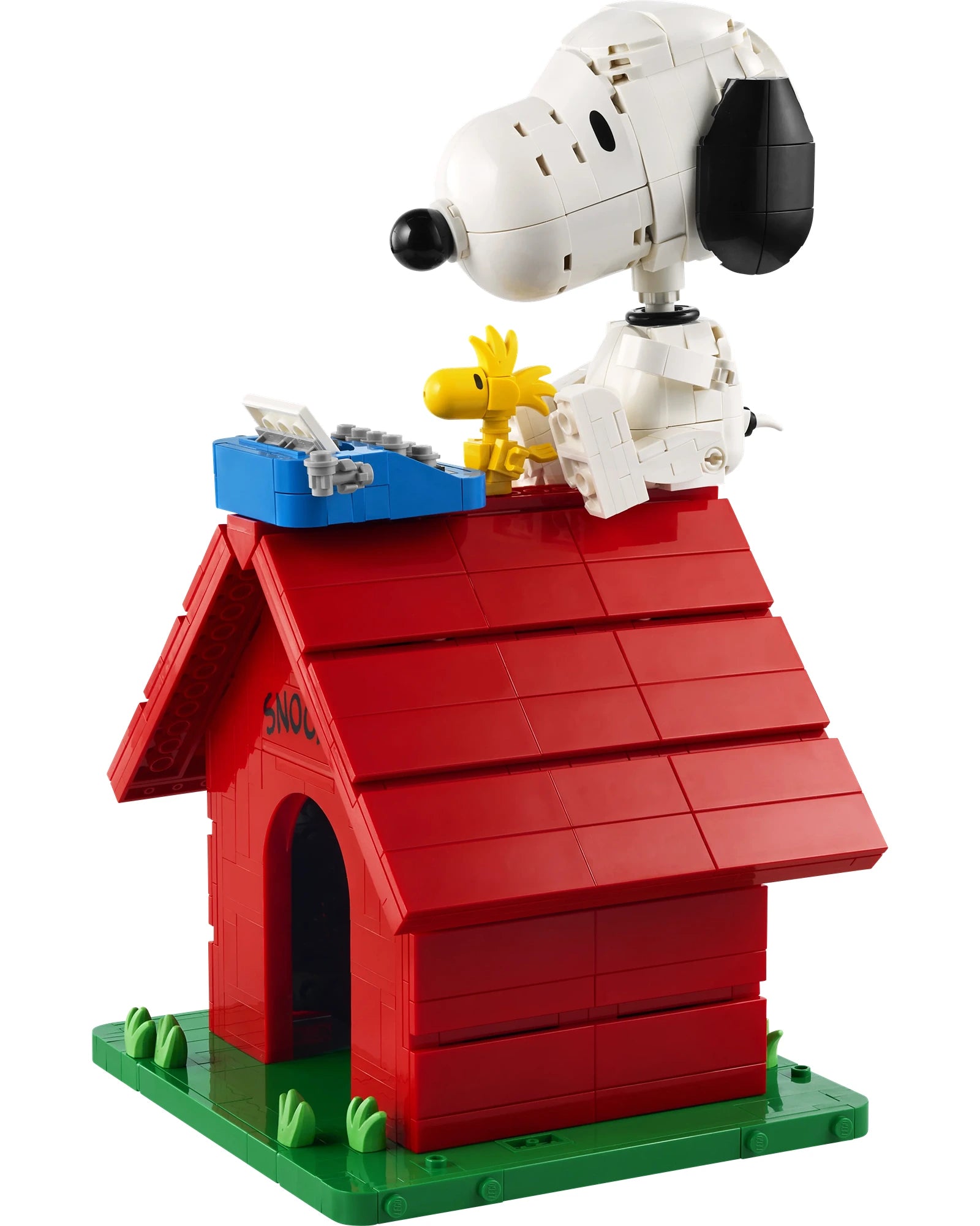 21368 Peanuts: Snoopys Doghouse