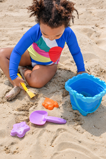 Collapsible Beach Bucket
