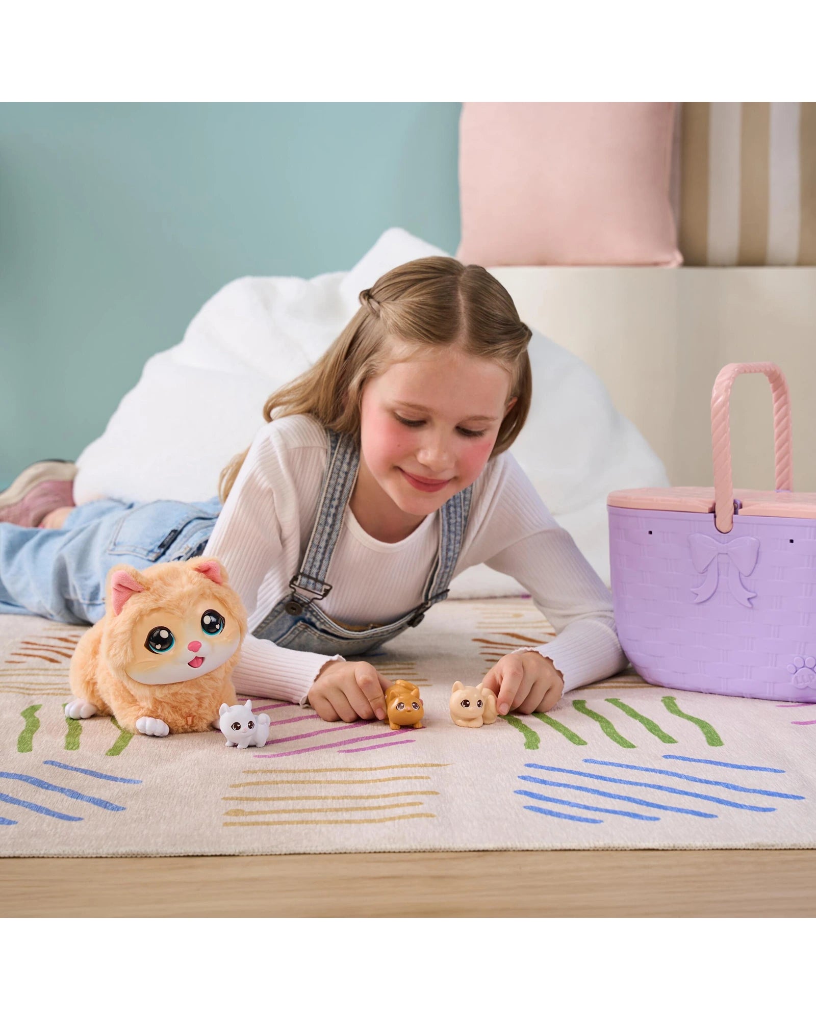 LLP Mama Surprise Kitty Playset