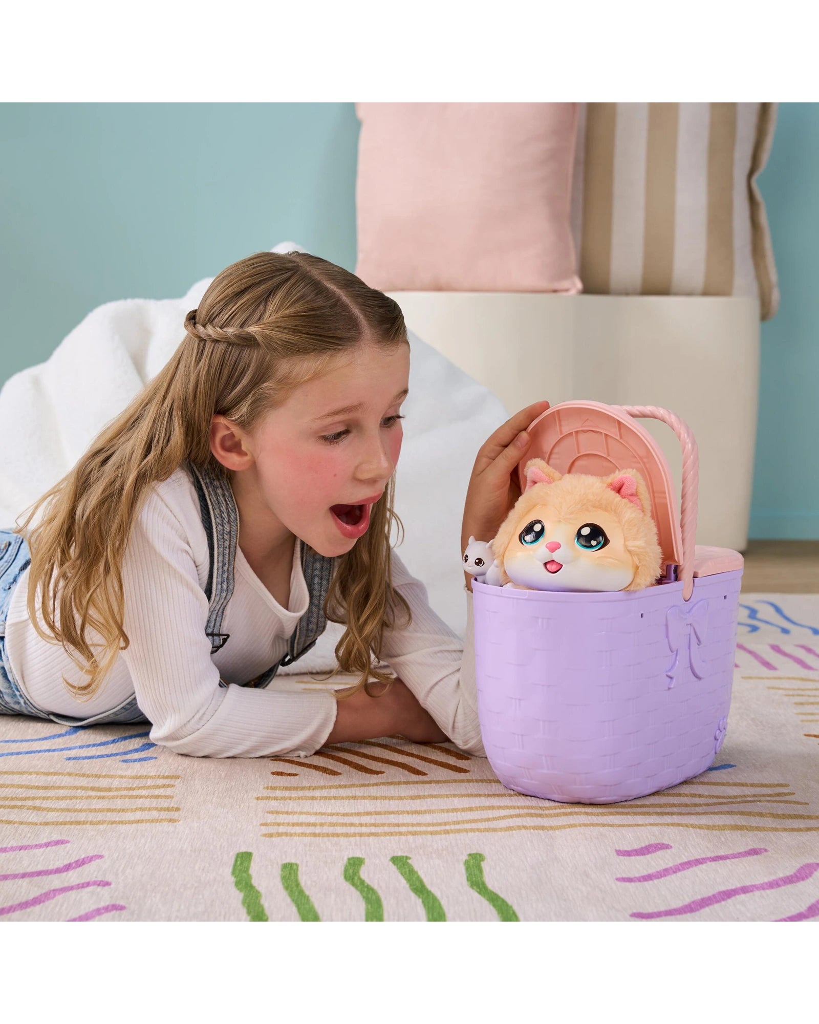 LLP Mama Surprise Kitty Playset
