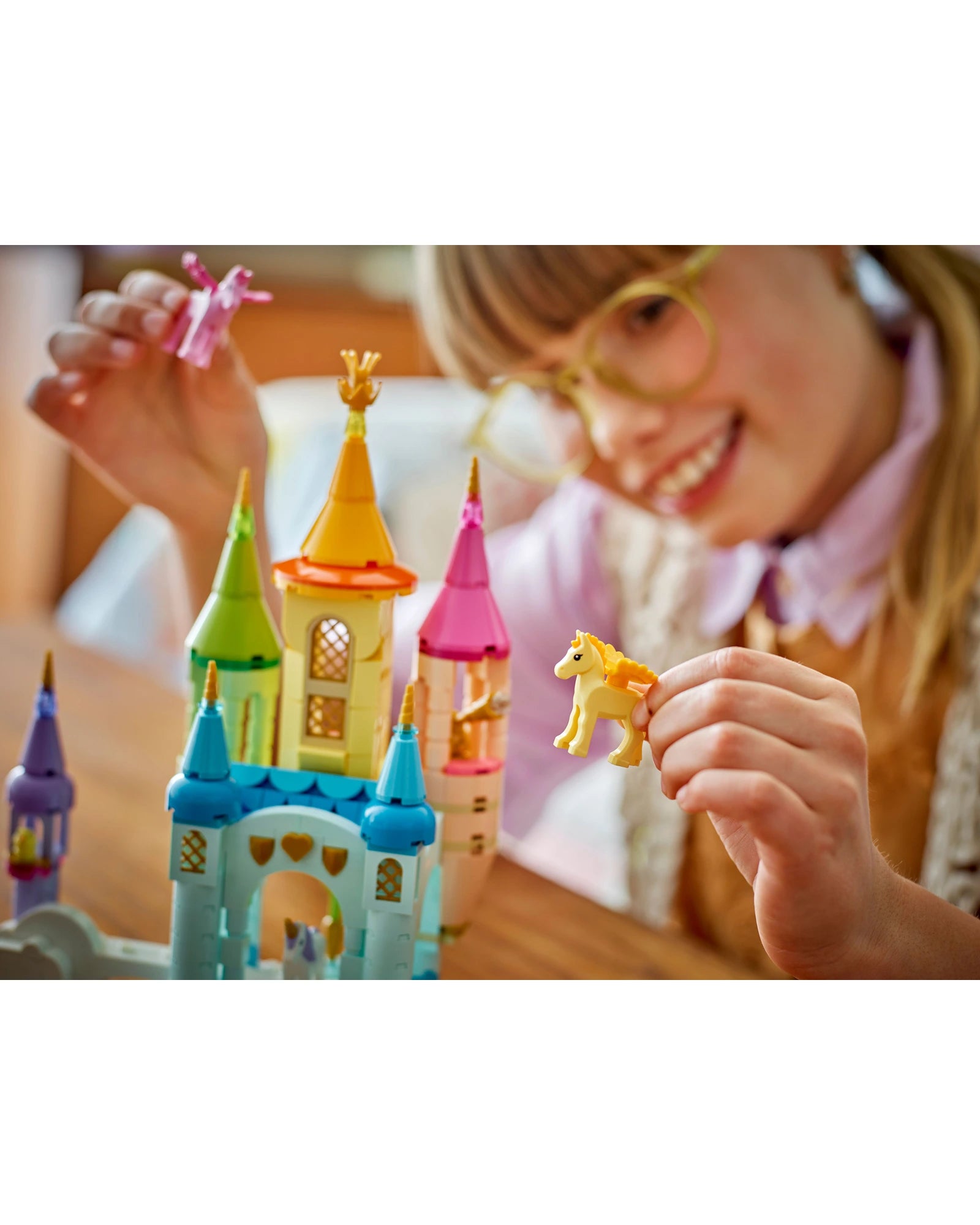 31175 Unicorn Castle