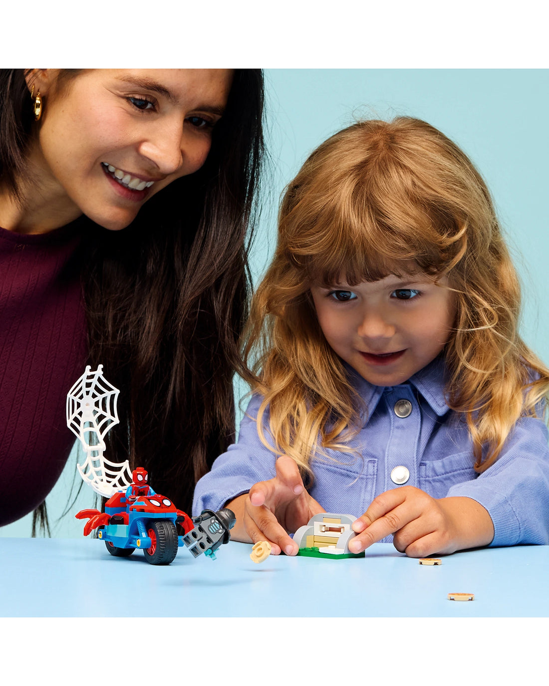 11206 Spidey on his Motorcycle vs. Rhino