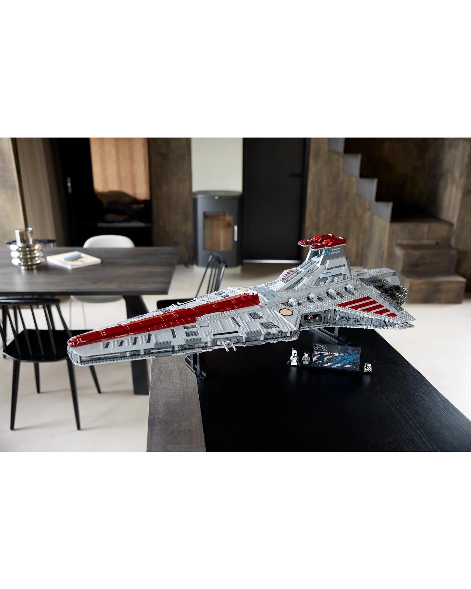 75367 Venator-Class Republic Attack Cruiser