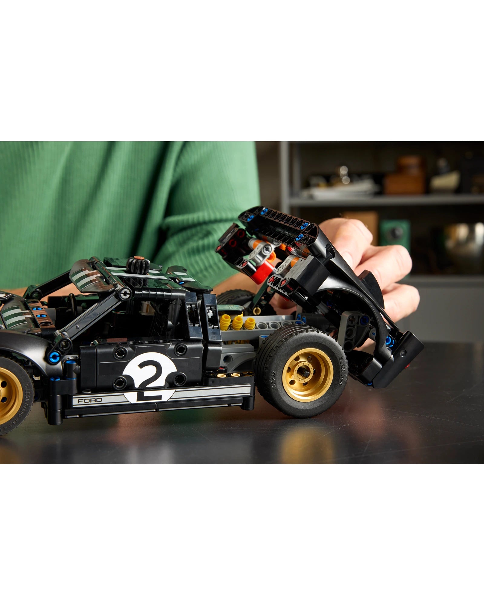 42223 1966 Ford GT40 MKII Race Car