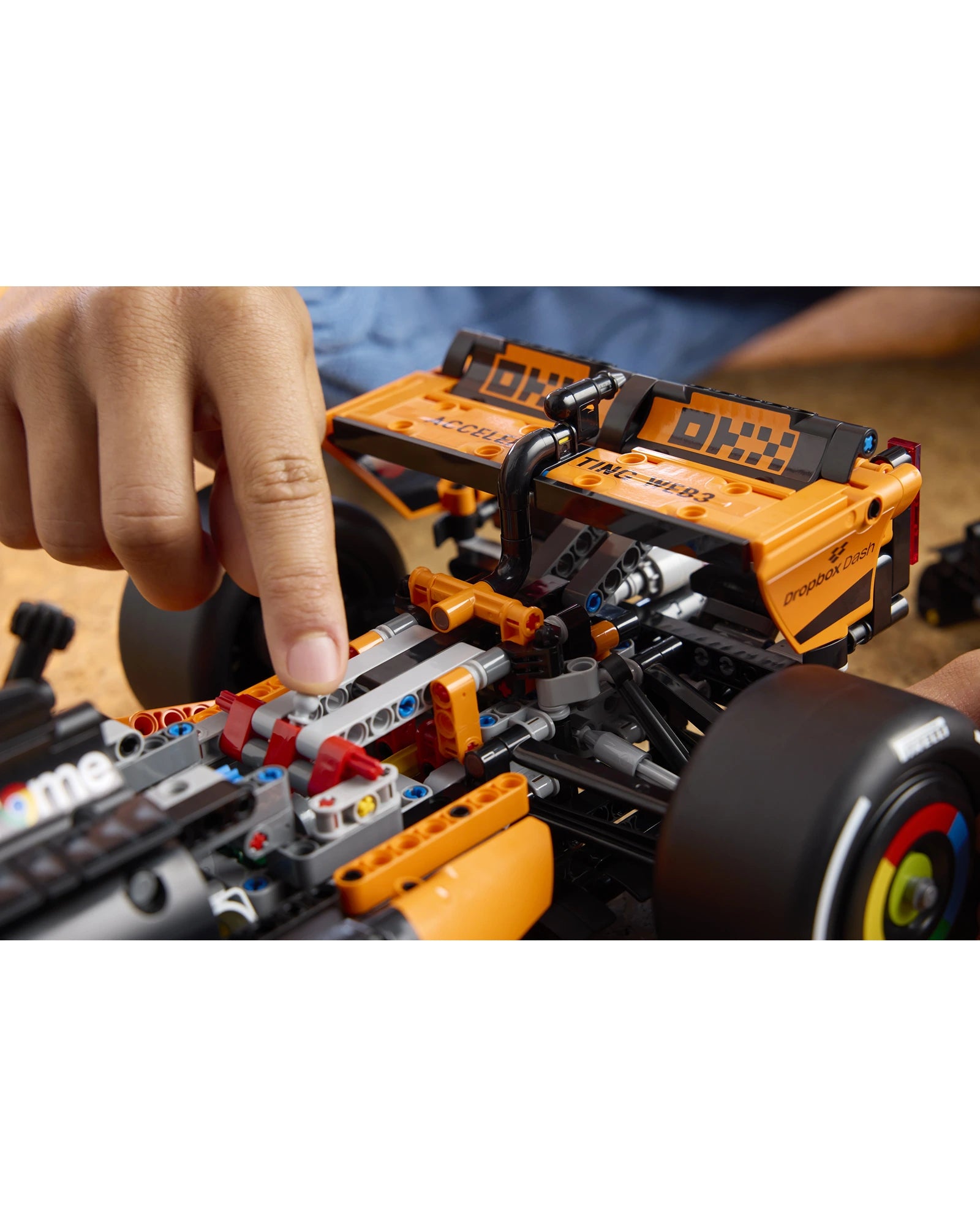 42228 McLaren MCL39 F1® Car