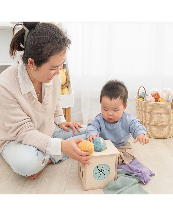 4 In 1 Sensory Cube