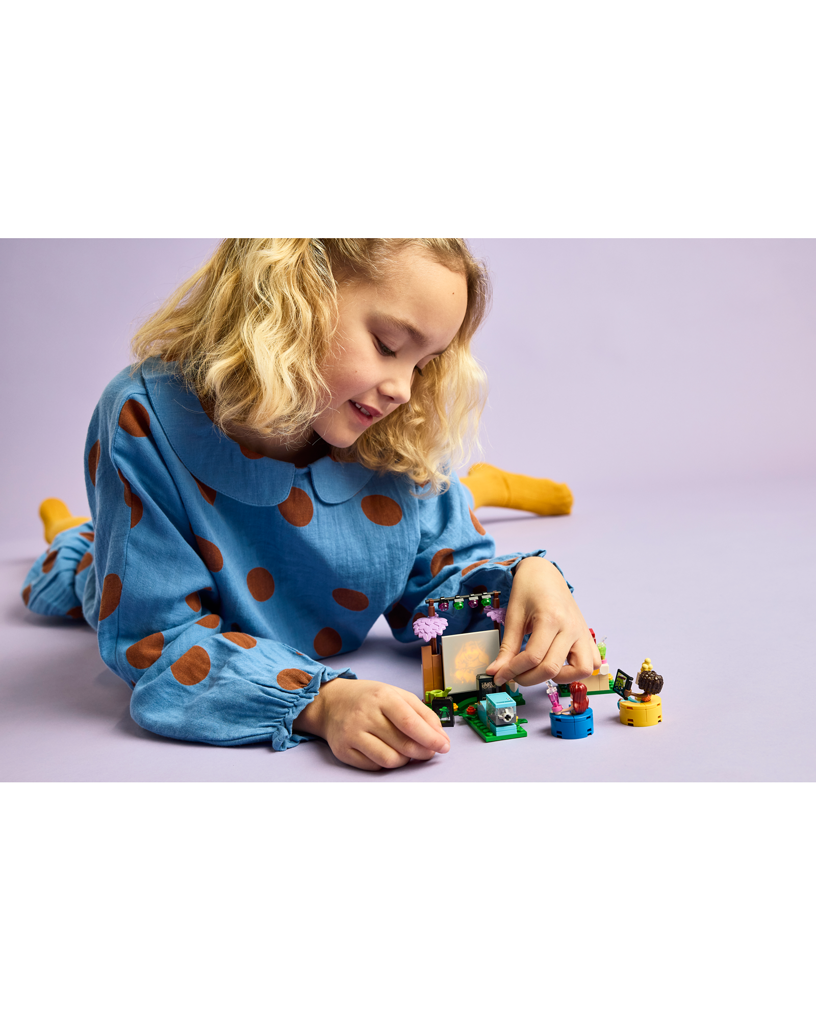 42642 Friendship Movie Night