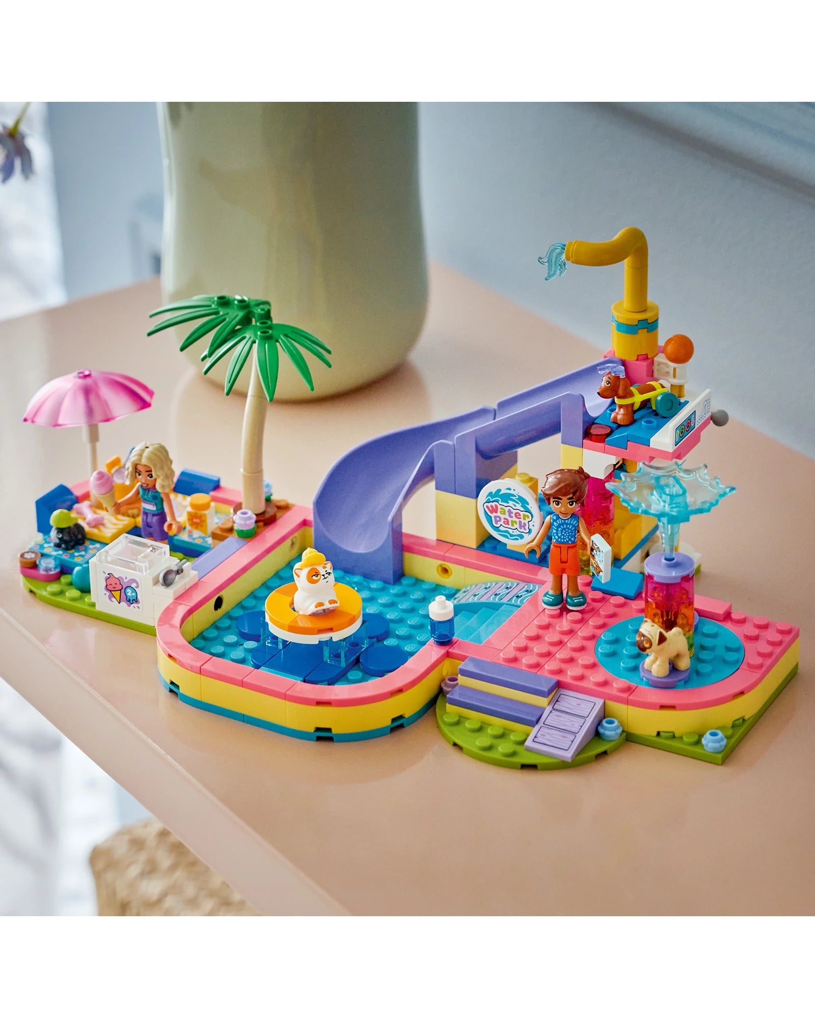 42676 Fun Water Park Day