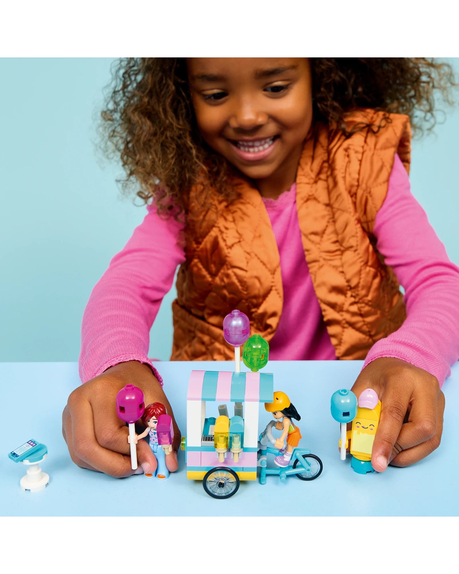 42692 Ice Cream & Balloon Stand