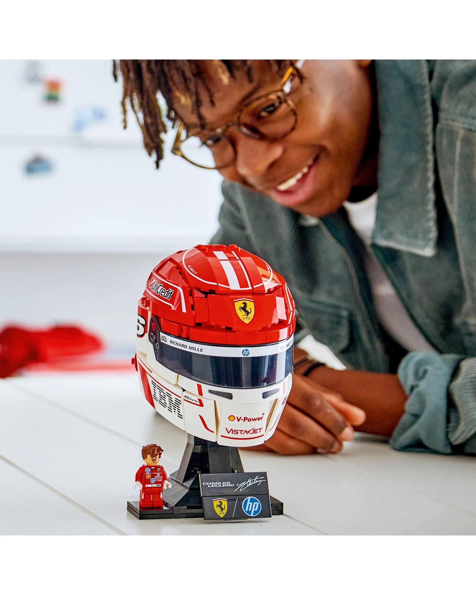 43014 Scuderia Ferrari Charles Lecler Helmet