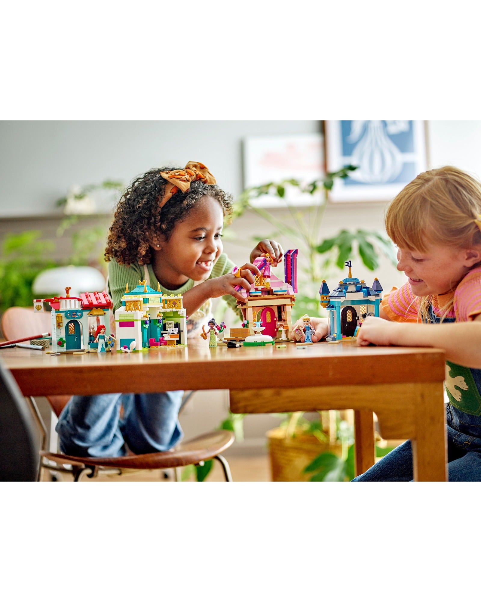 43246 Disney Princess Market Adventure