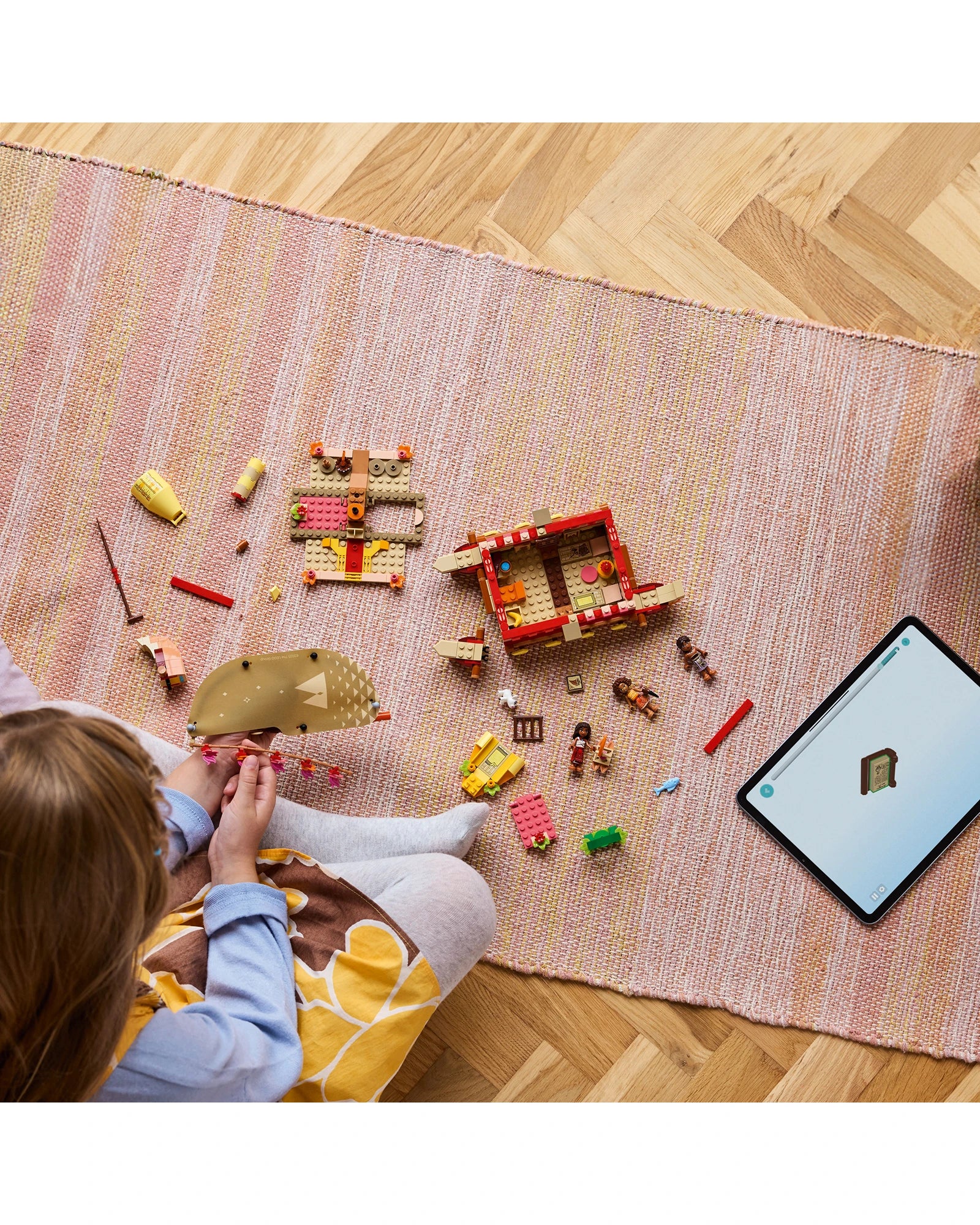 43270 Moanas Adventure Canoe