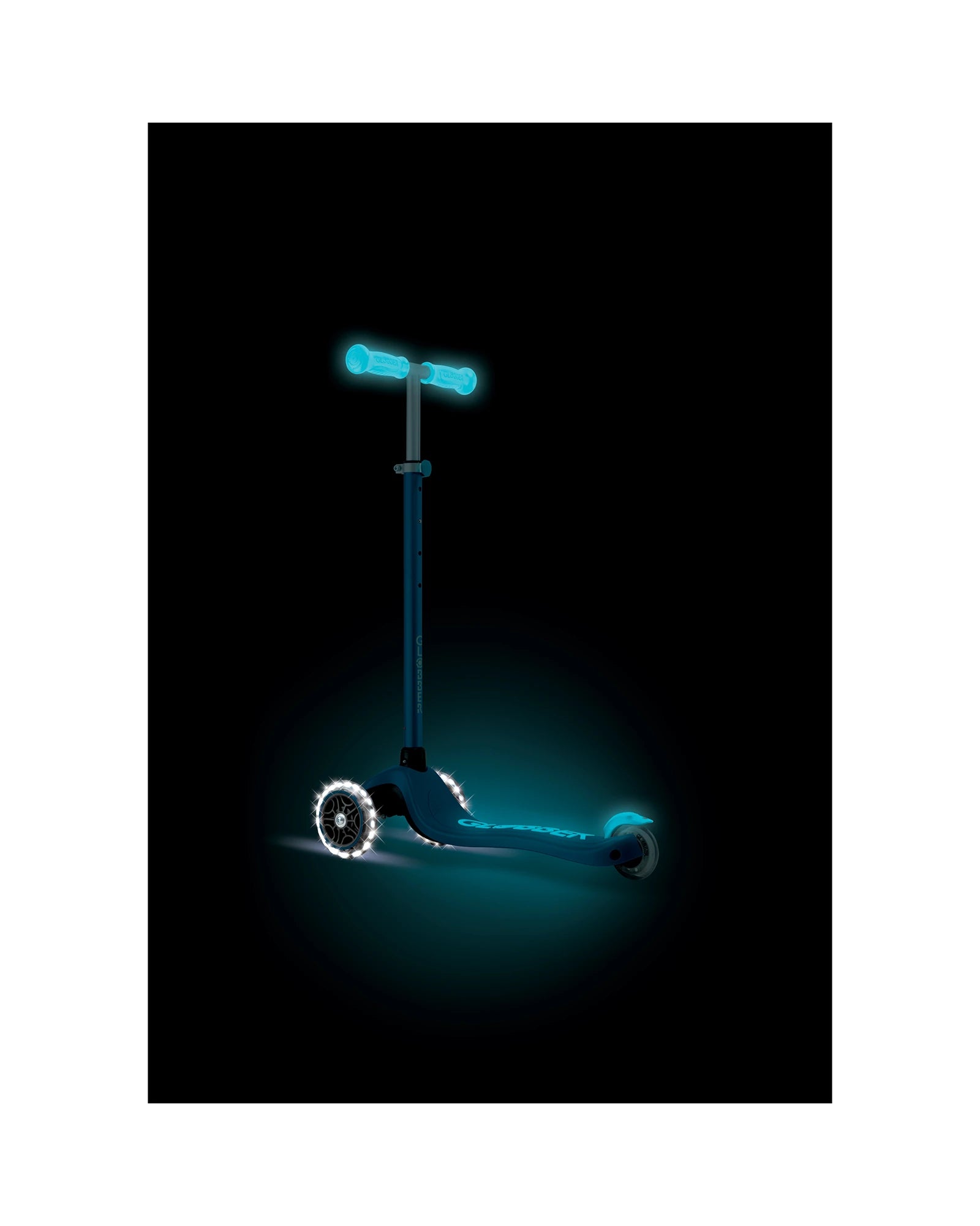 Globber Primo Plus Glow Lights Blueberry