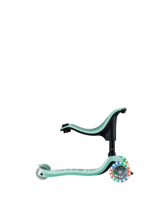 Globber Go Up Sporty Lights 360