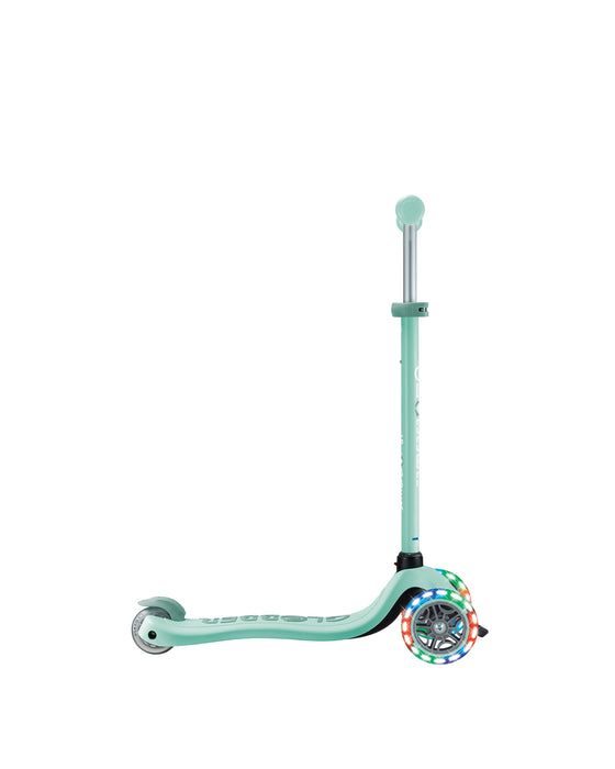 Globber Go Up Sporty Lights 360