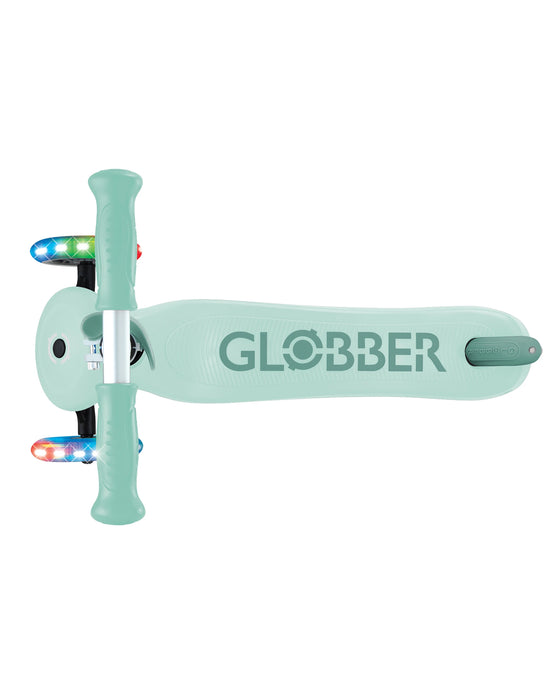 Globber Go Up Sporty Lights 360