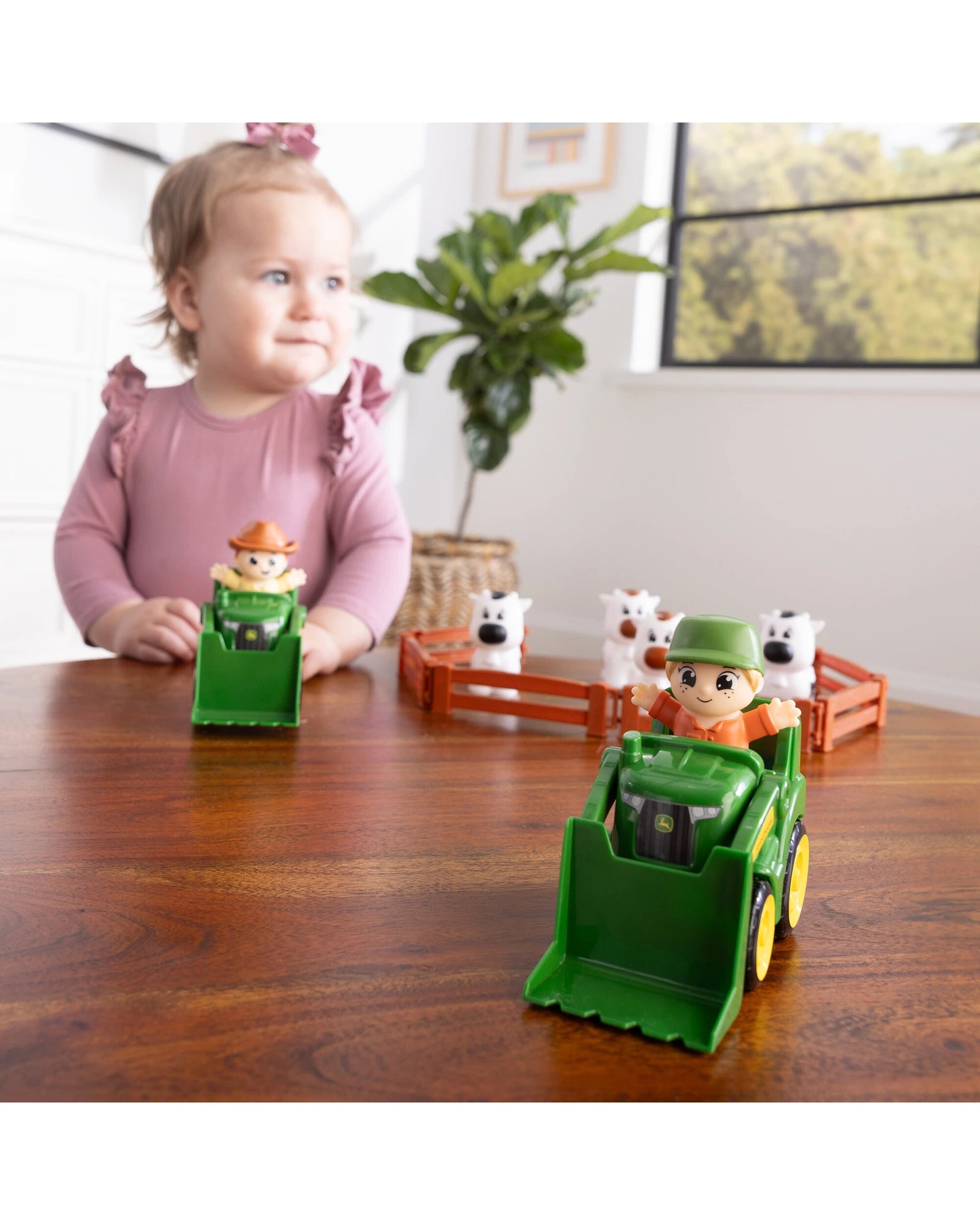 John Deere The Cows are Out Farm Set