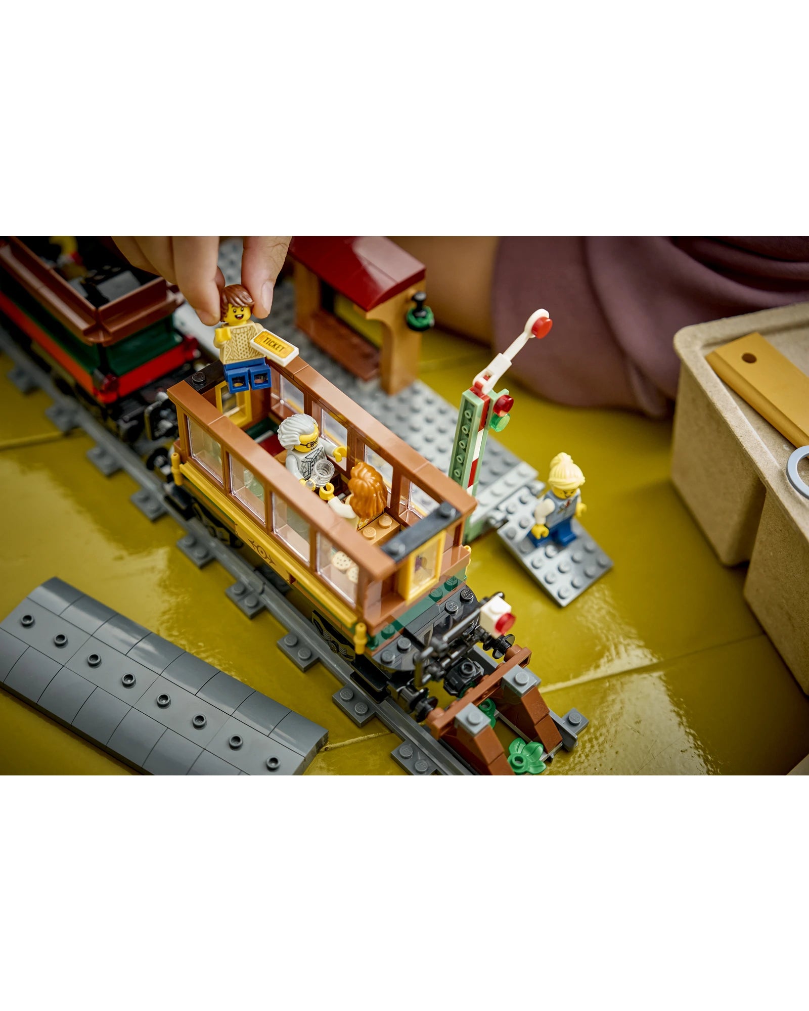 60511 Vintage Steam Train