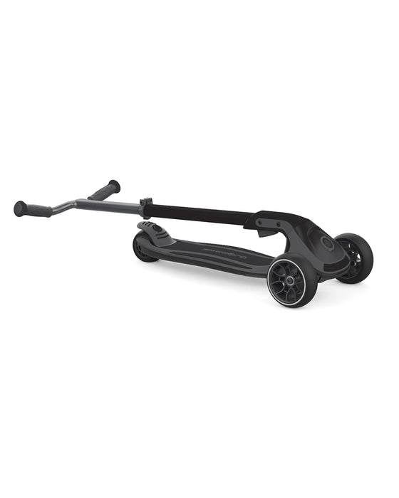 Globber Ultimum 3 Wheel Scooter