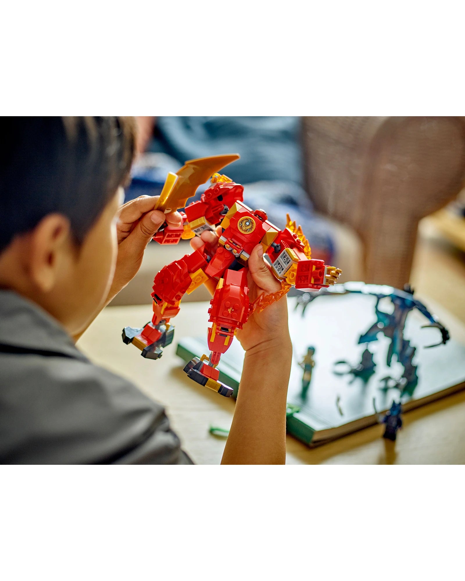 71808 Kais Elemental Fire Mech