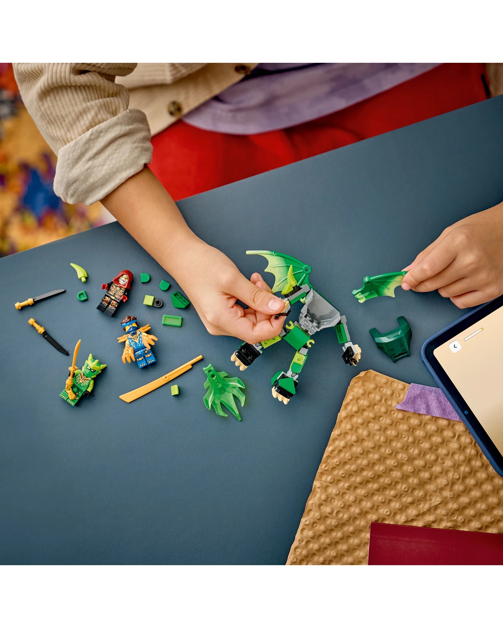 71862 Lloyds Dragon Mech Battle Pack