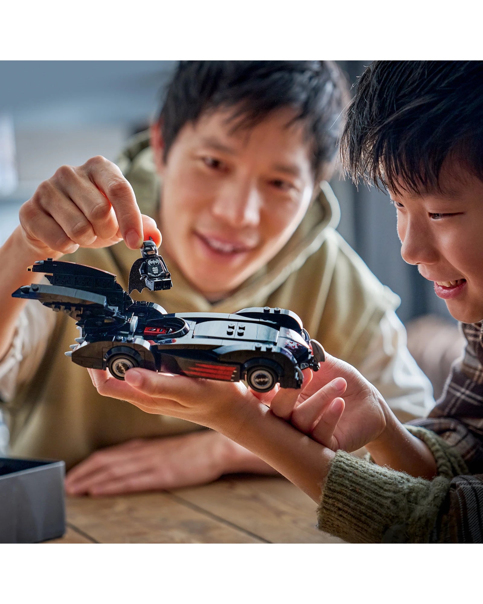 76333 Batman & Robin Batmobile