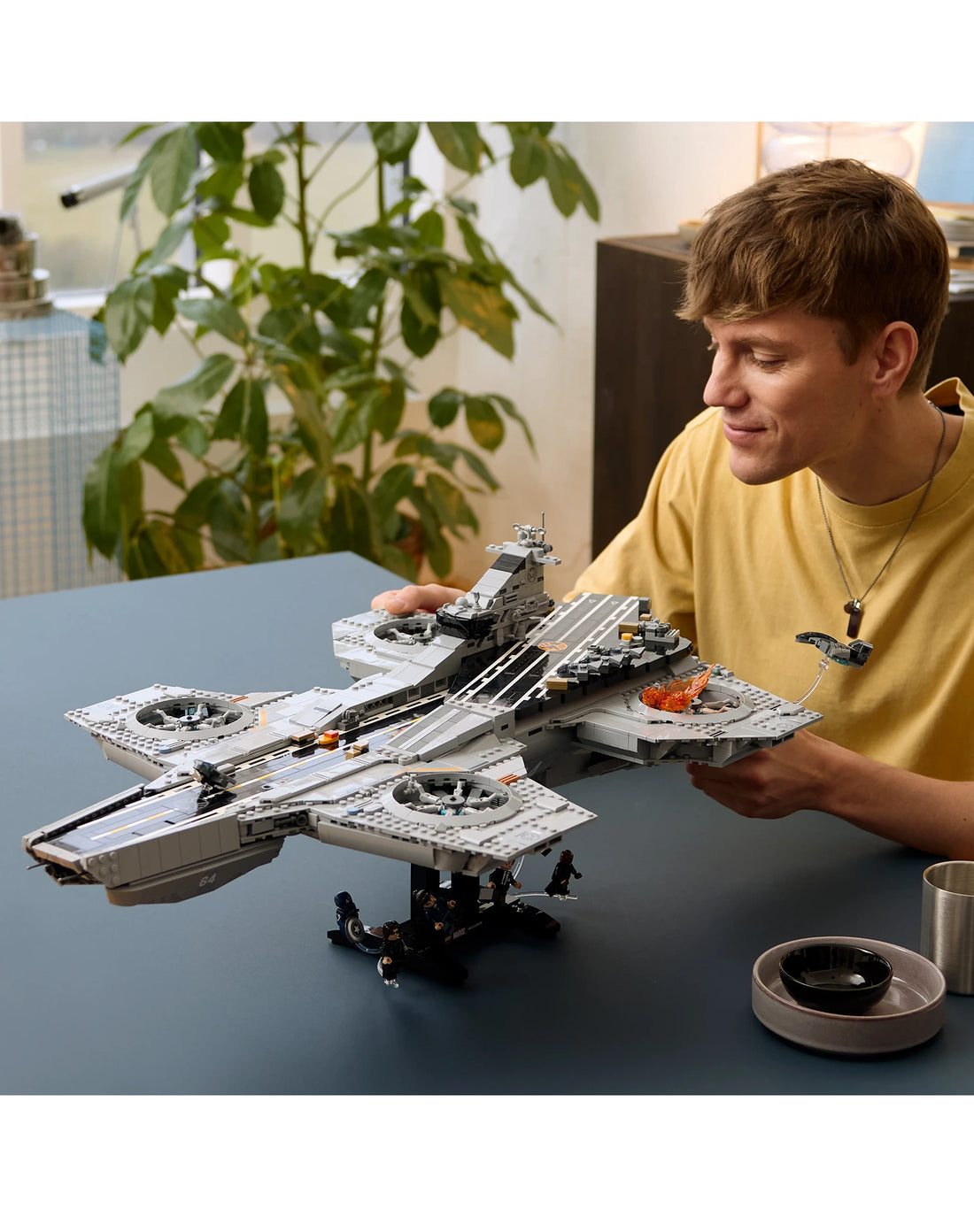 76354 S.H.I.E.L.D Helicarrier