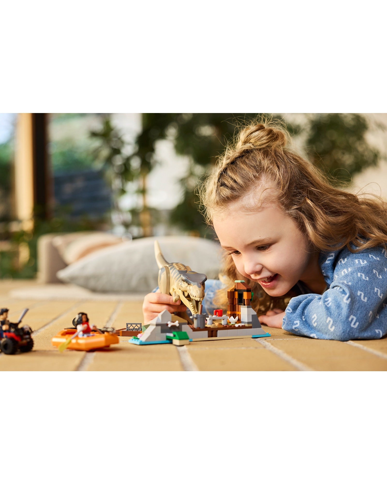 76975 T.rex River Escape