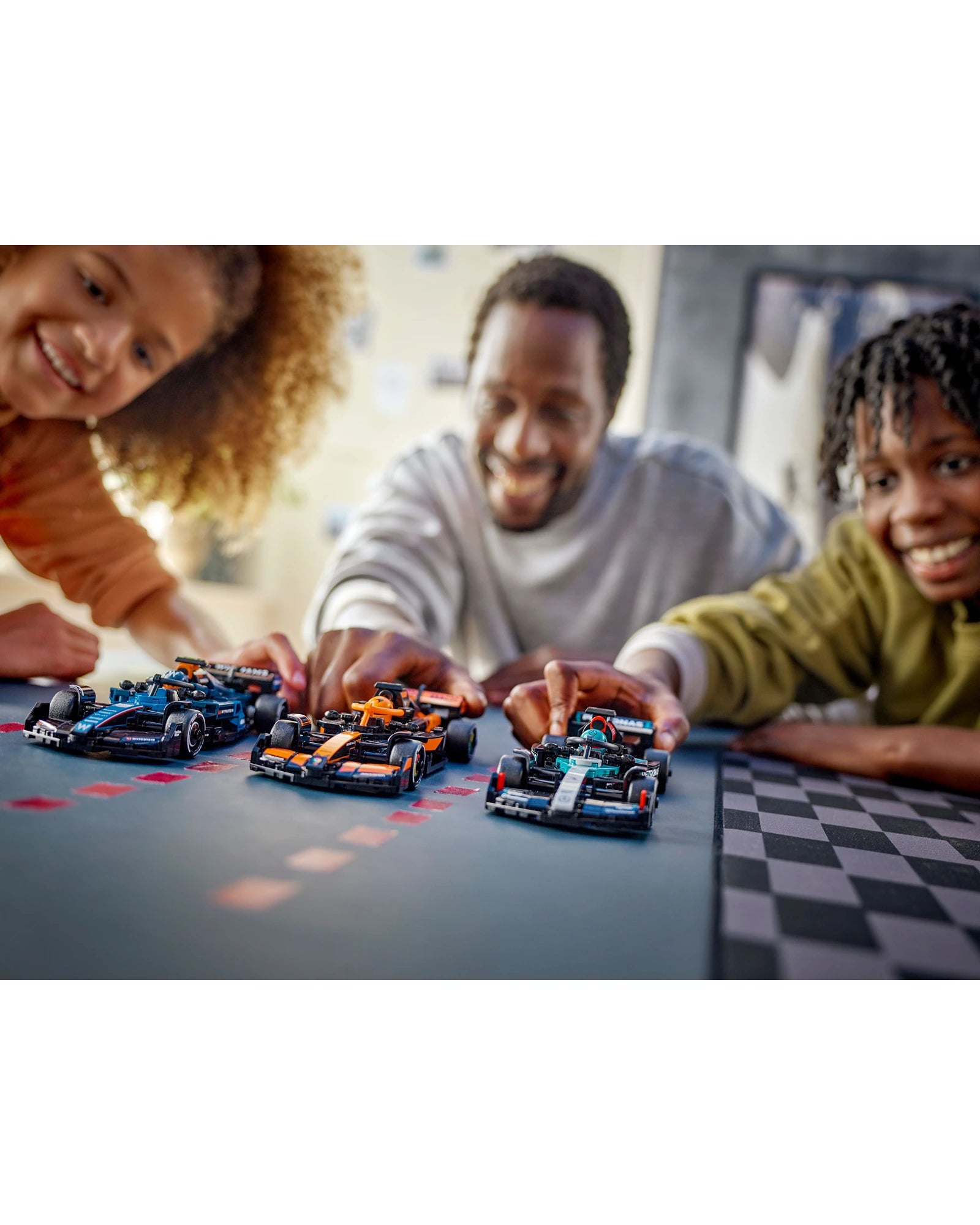 77251 McLaren F1 MCL38 Race Car