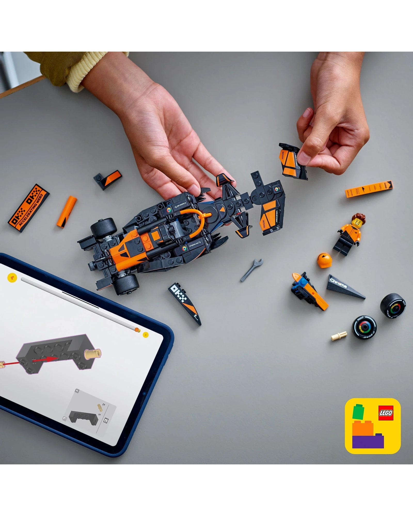 77251 McLaren F1 MCL38 Race Car