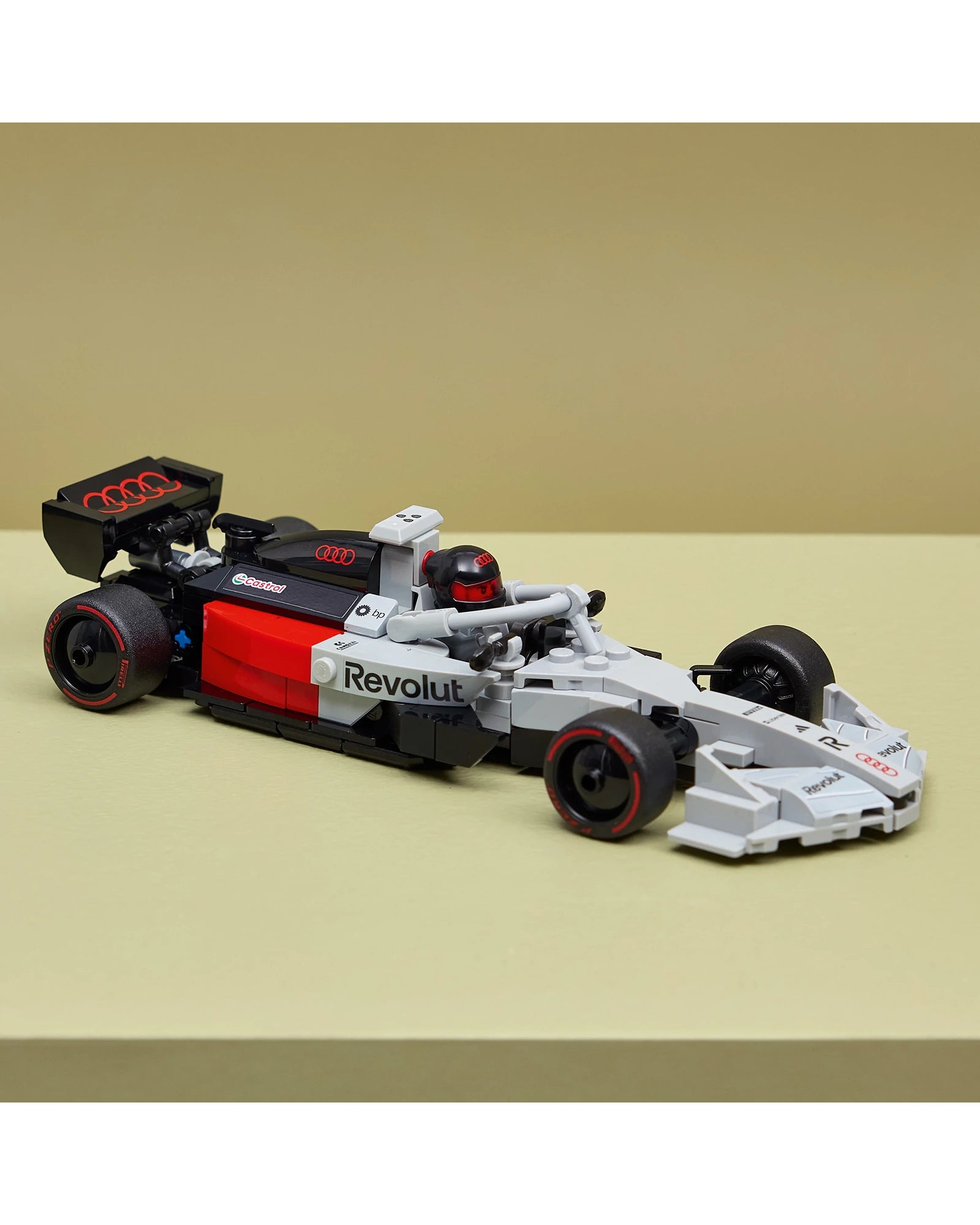 77259 Audi Revolut F1 Team