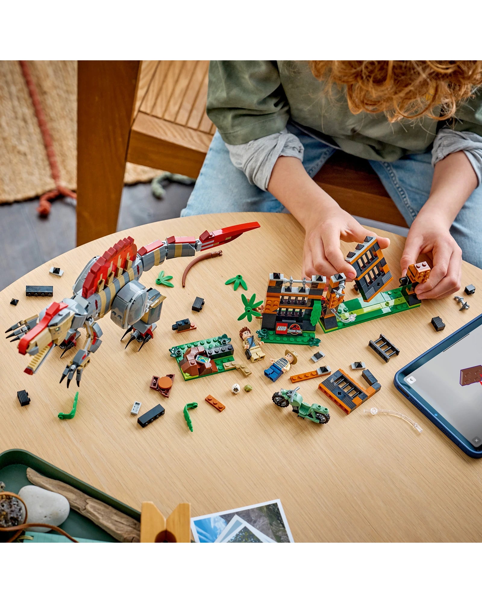 77982 Spinosaurus Dinosaur Escape