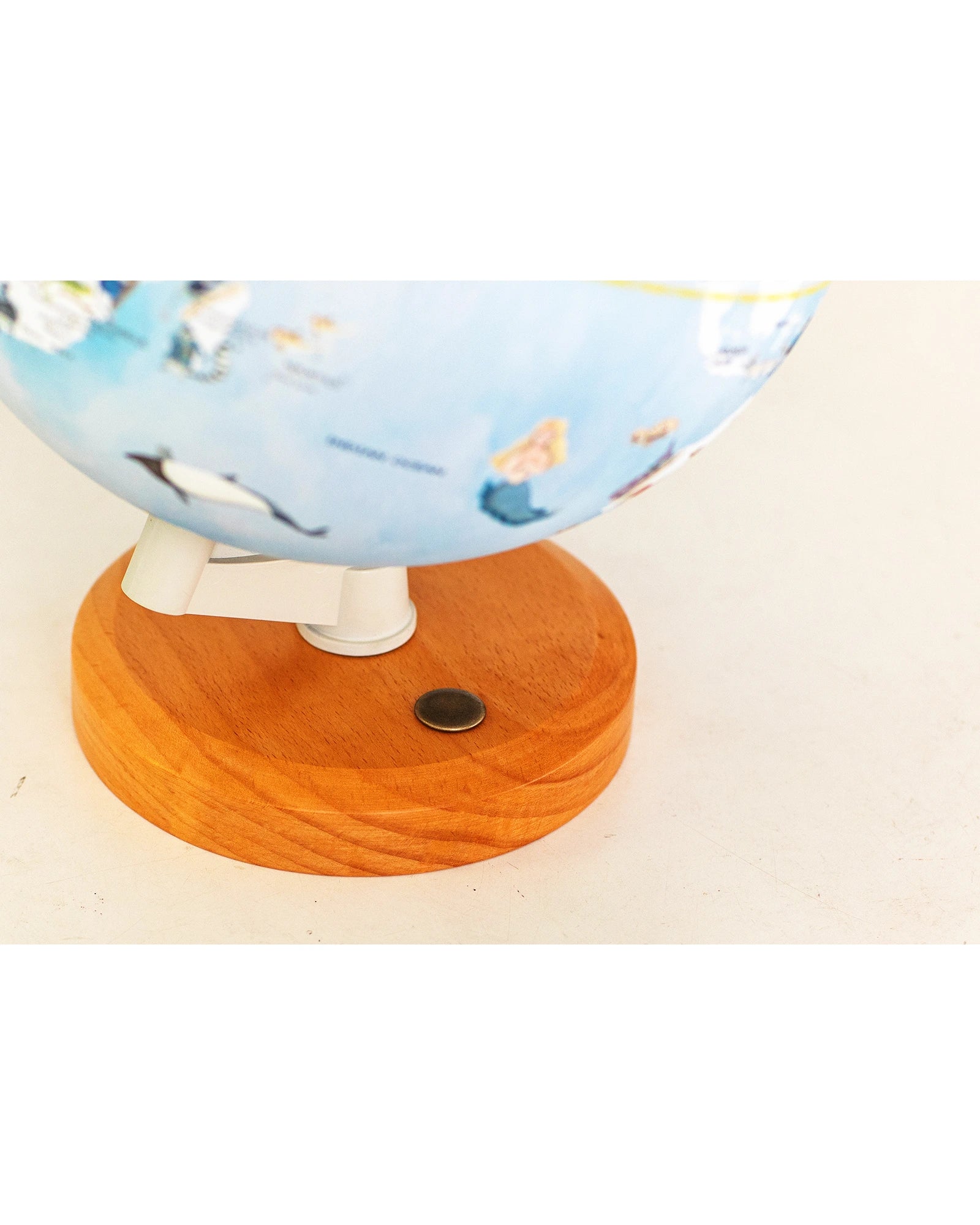 Wildlife World Globe