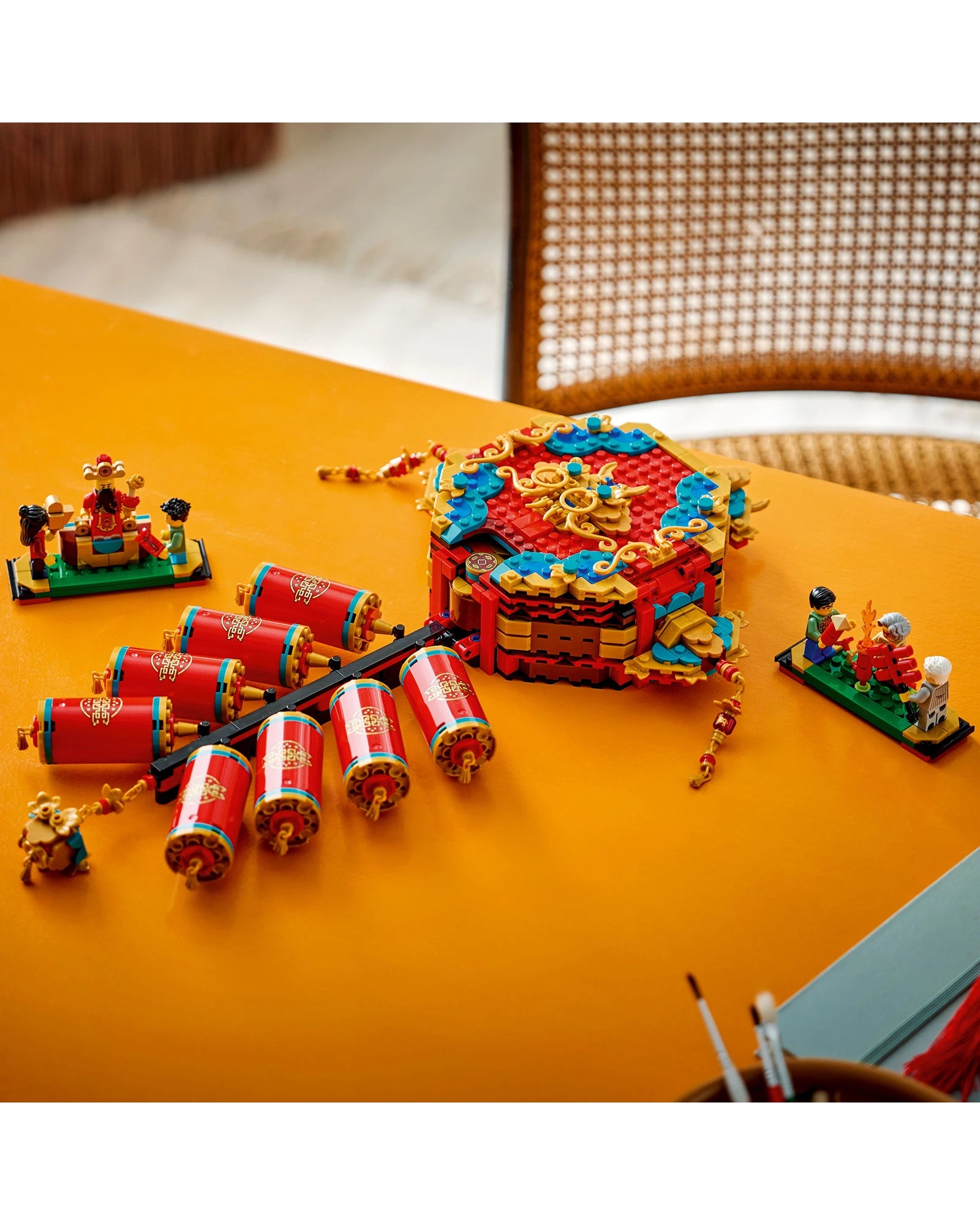 80118 Fortune Firecracker