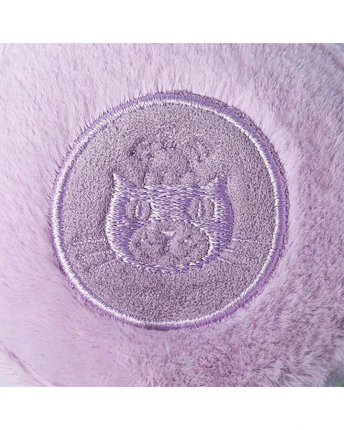 Amuseables May Macaron