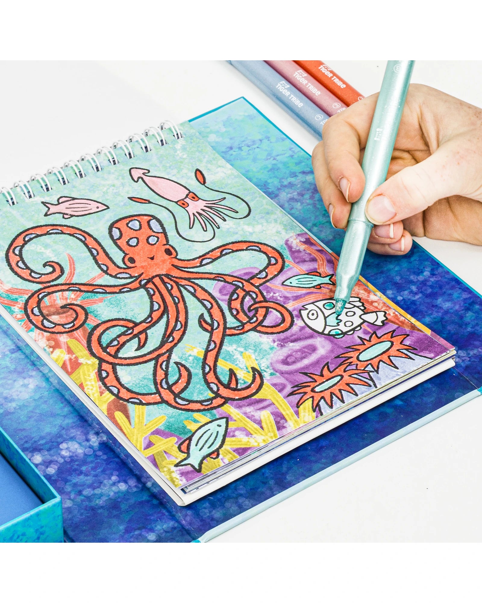 Shimmer Colouring Set - Sea Life