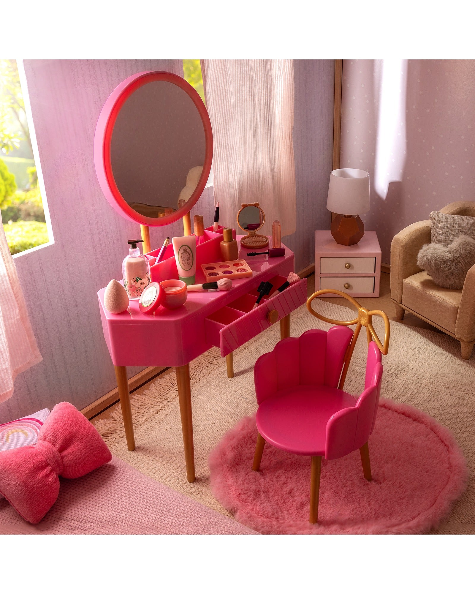 Vanity with Chair & Accessories