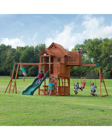 Backyard Discovery Skyfort II Play Centre