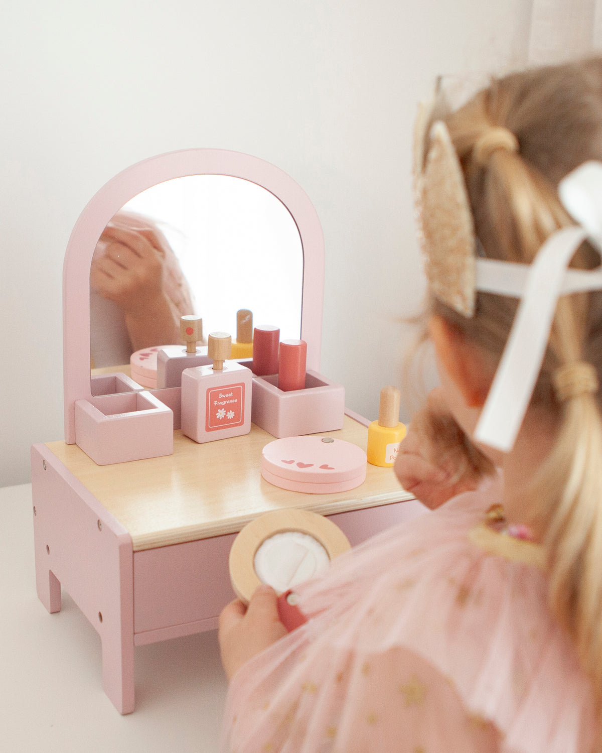 Jolie Vanity
